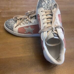 Star Womens Glitter Sneakers GG